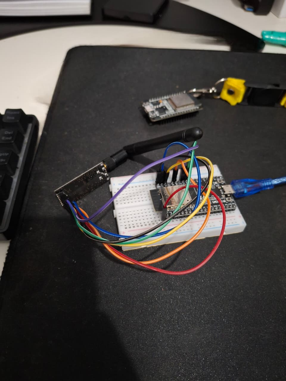 Tampilan project ESP32WROOM Wifi dan BLE Jammer